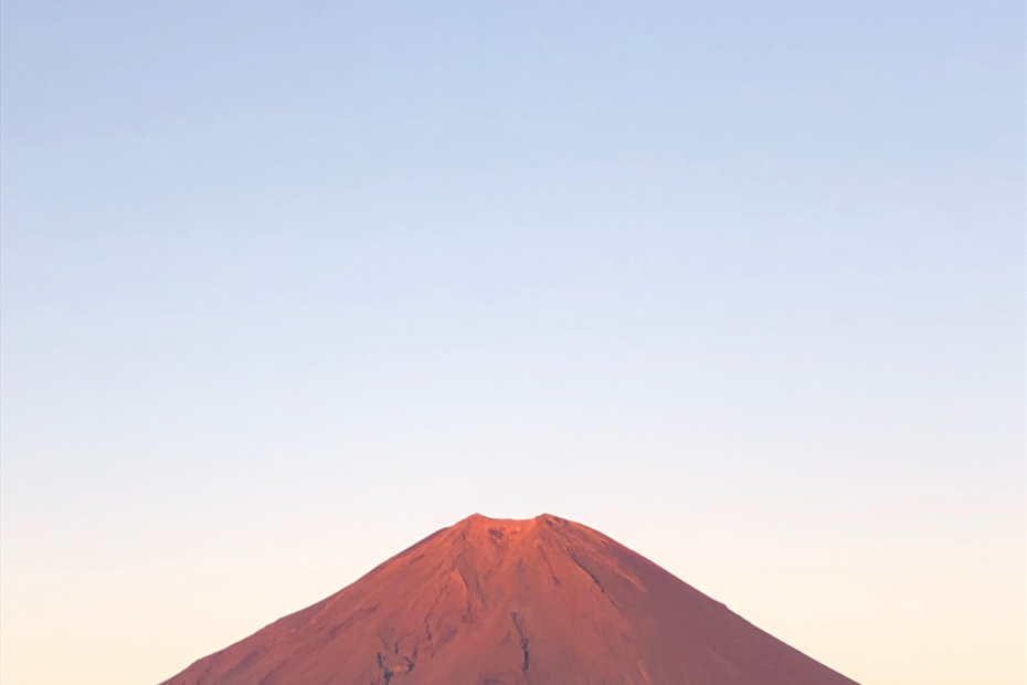 Sunrise on Mount Ngauruhoe on the Tongariro Northern Circuit