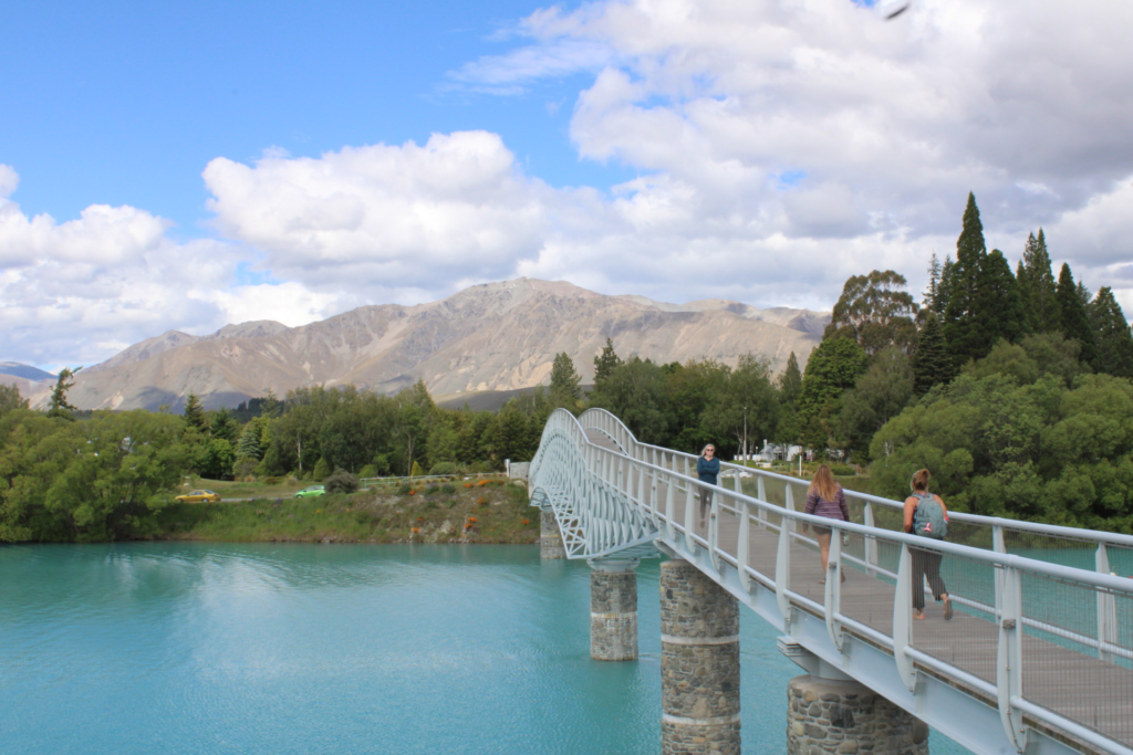 1 week south island itinerary, stop in lake tekapo