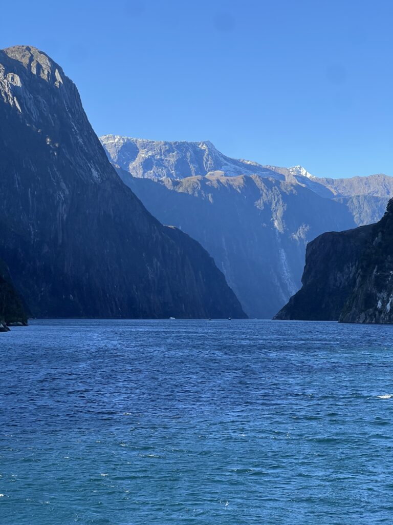 milford sound ocean and mountains
